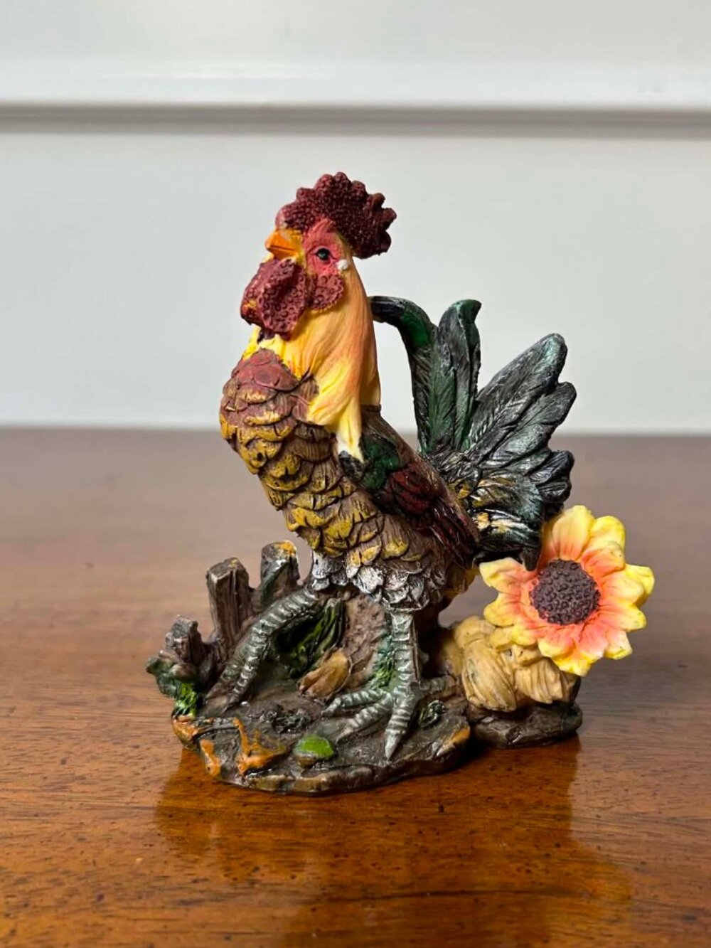 Small rooster figurine